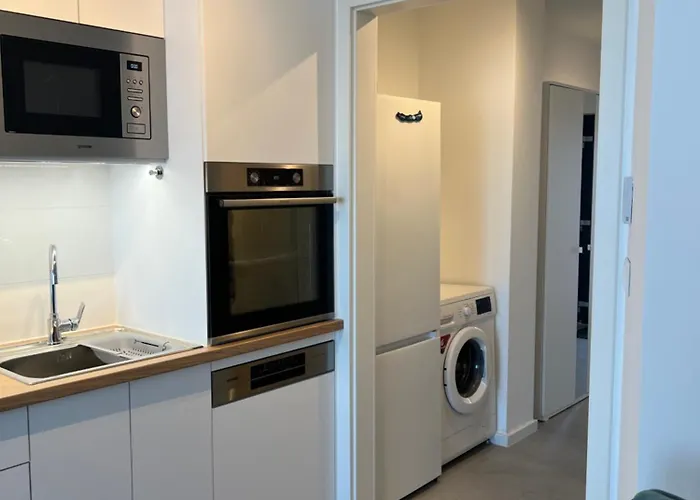 Apartment Szemespart By Bltn